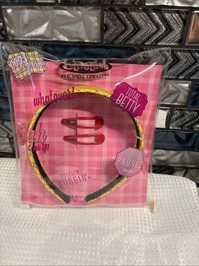 Makeup Revolution Kids Yellow & Black Braided Headband with Pink Clips